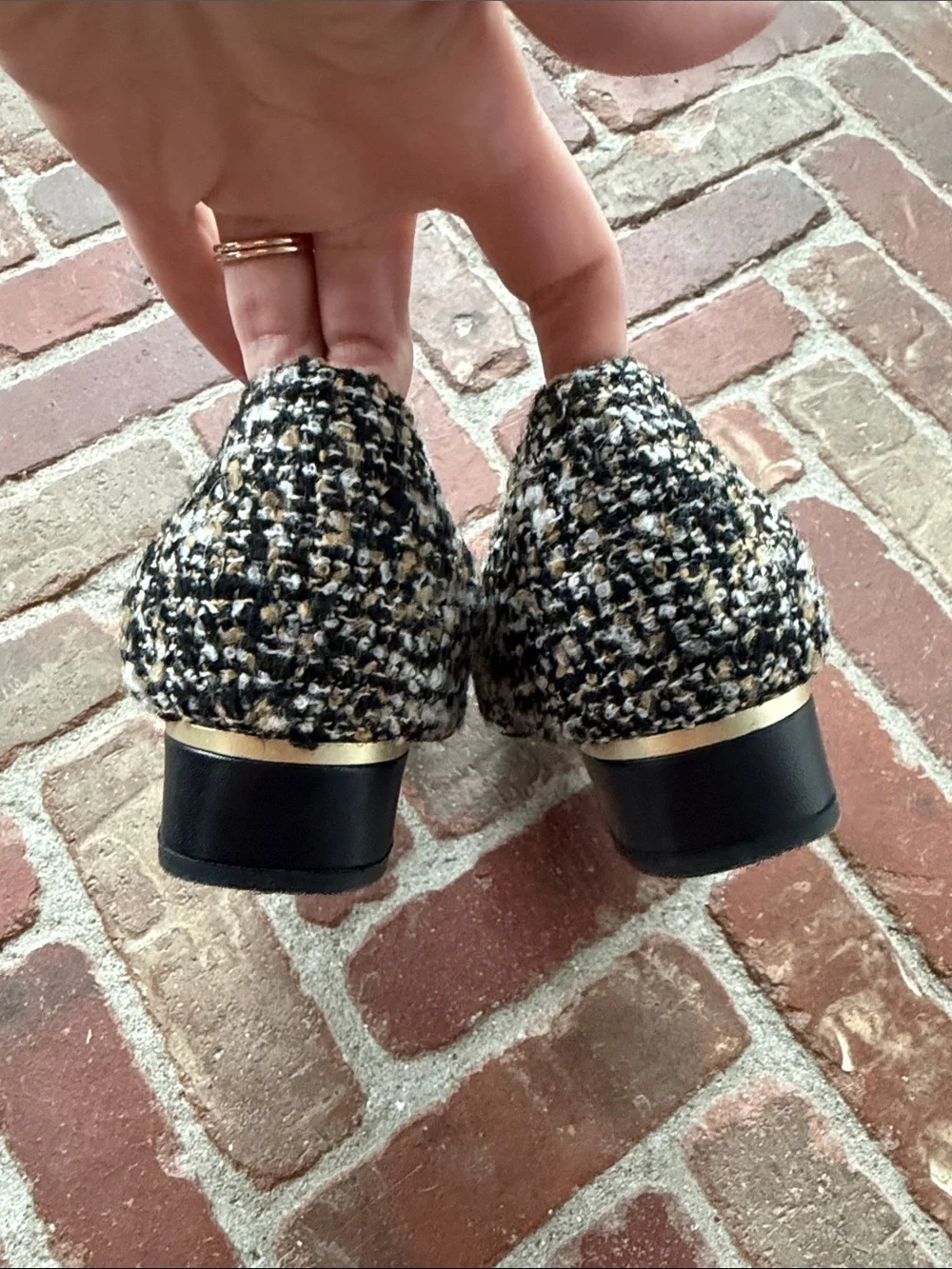J McLaughlin Owyn Boucle Twee Flats Pumps